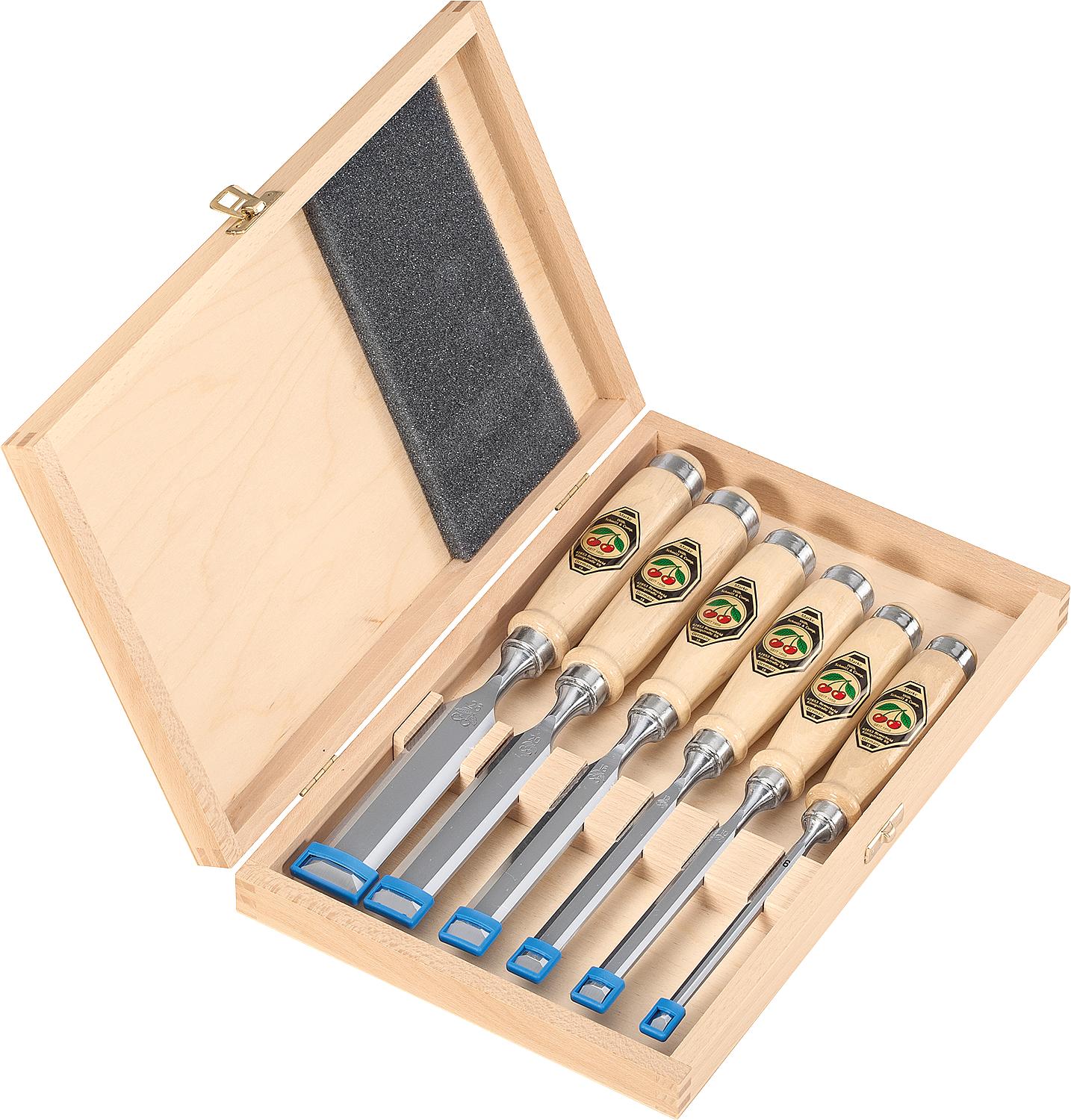 Coffret de 6 ciseaux à bois (6, 10, 12, 16, 20 et 26 mm) dans une boîte en bois.