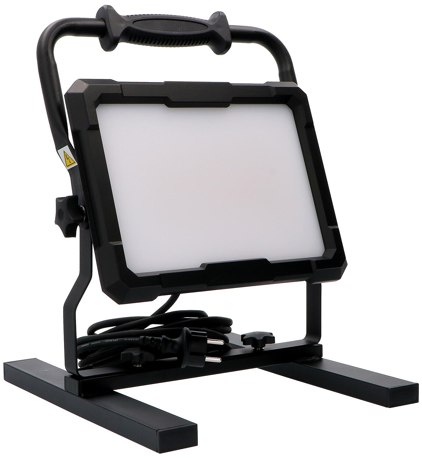 LED spotlight 30W 2400lm, IP65