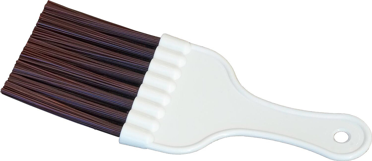 Lamellar brush for heat pumps and air conditioners