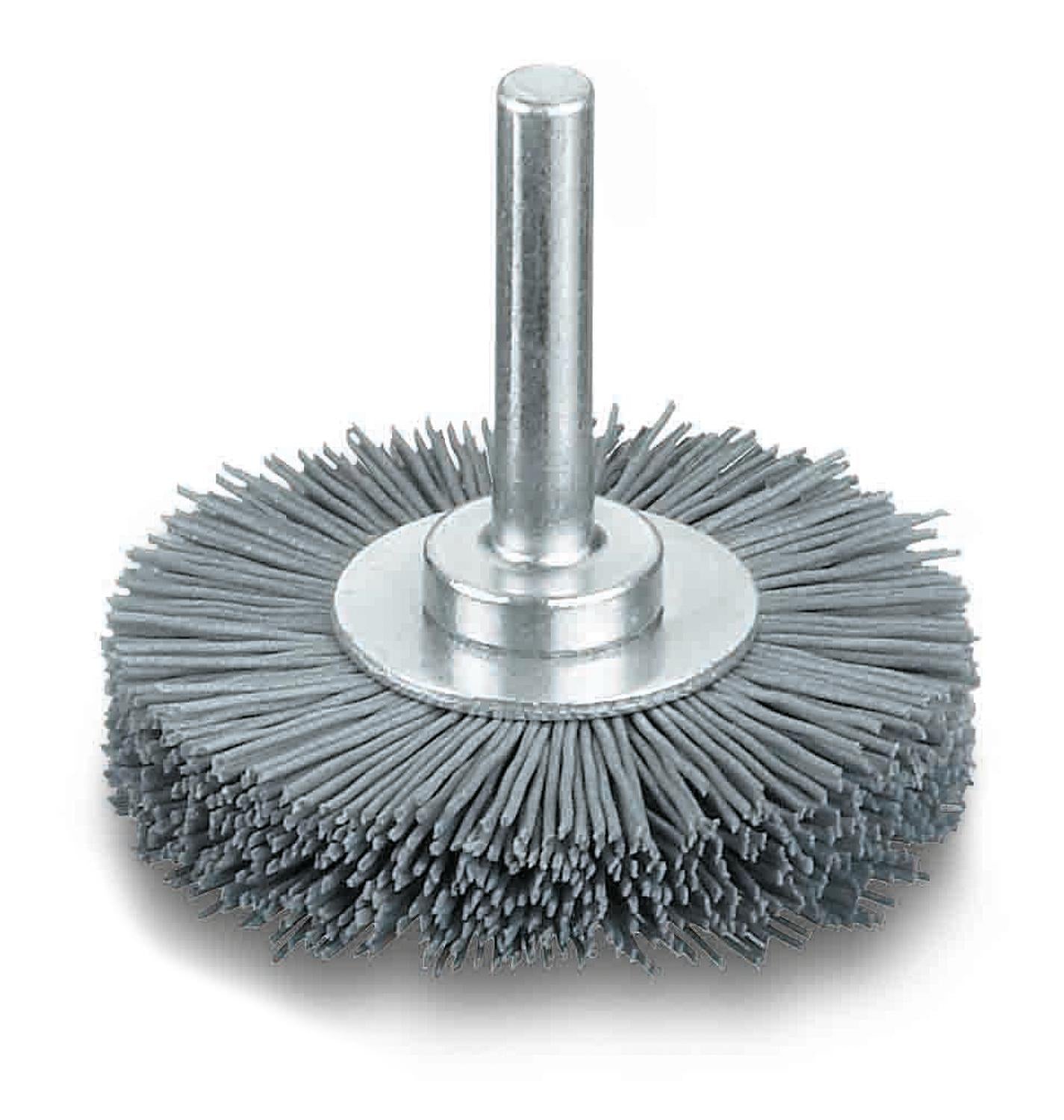 Brosse ronde à poils abrasifs en carbure de silicium et tige de ø 6 mm