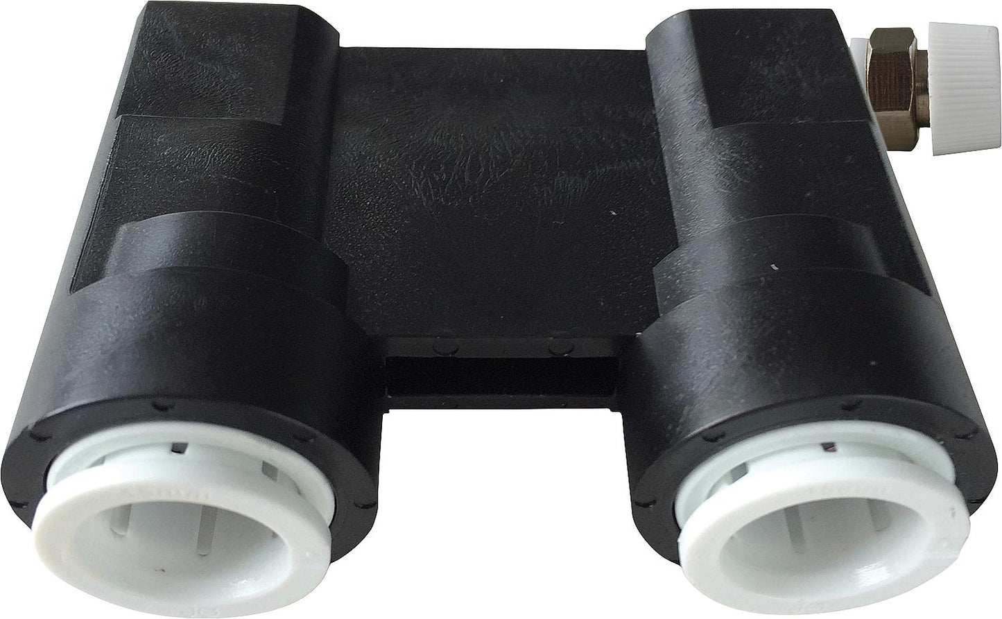 Pressure test bridge with a 50mm center-to-center distance for 15mm copper, carbon steel, stainless steel and plastic pipes